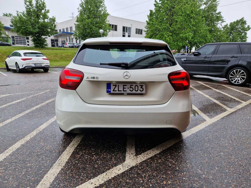 Mercedes-Benz A 2016 180 A Premium Business / Panoraama / 1 Om / Merkkihuoltohistoria / Kamera