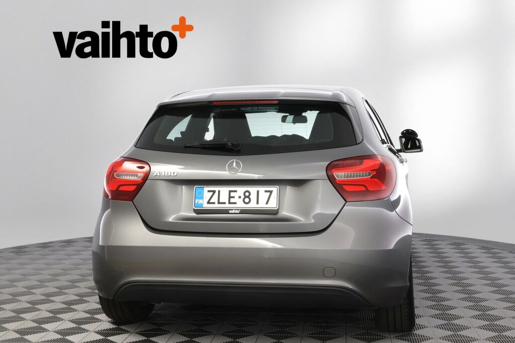 Mercedes-Benz A 2016 160 Premium Business / Xenonit/ Kamera/ Osanahkat