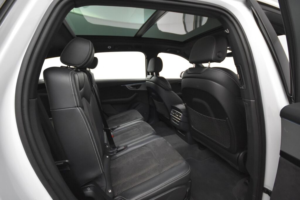 Audi Q7 2017 Business 3,0 V6 TDI e-tron quattro Tiptronic / S-Line / Panorama lasikatto / Digitaalinen mittaristo / Matrix LED / Ilma-alusta / Vetokoukku - RAHOITUS TÄHÄN AUTOON VAIN 3.99% - 