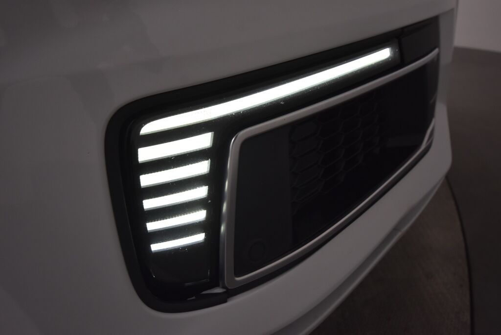 Audi Q7 2017 Business 3,0 V6 TDI e-tron quattro Tiptronic / S-Line / Panorama lasikatto / Digitaalinen mittaristo / Matrix LED / Ilma-alusta / Vetokoukku - RAHOITUS TÄHÄN AUTOON VAIN 3.99% - 