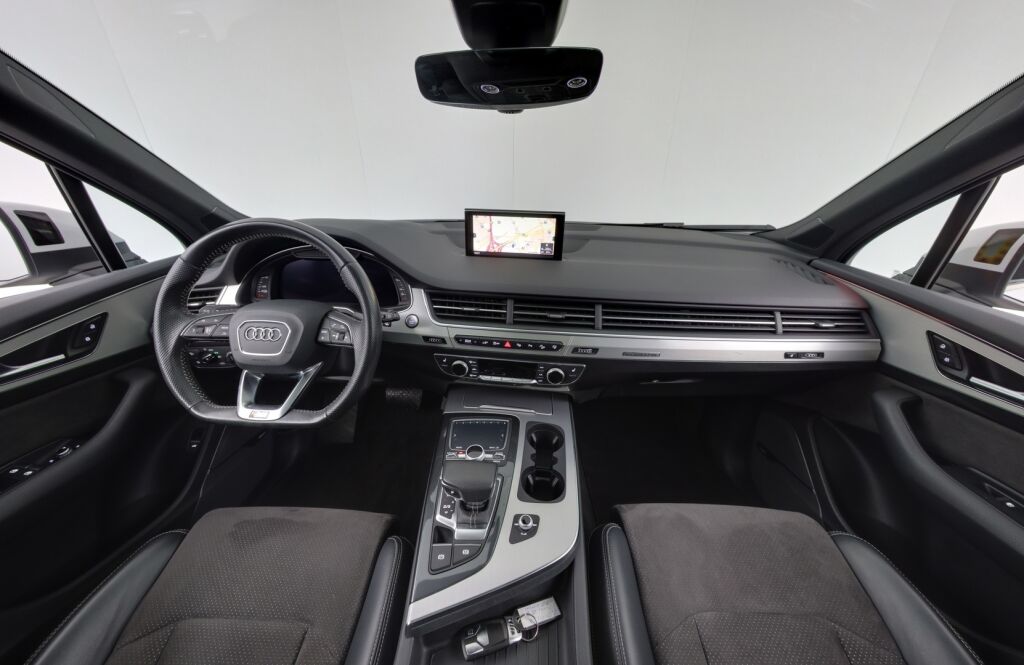 Audi Q7 2017 Business 3,0 V6 TDI e-tron quattro Tiptronic / S-Line / Panorama lasikatto / Digitaalinen mittaristo / Matrix LED / Ilma-alusta / Vetokoukku - RAHOITUS TÄHÄN AUTOON VAIN 3.99% - 