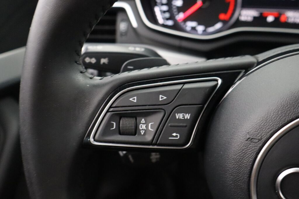Audi A5 2018 Sportback Business Sport Comfort Edition 2,0 TFSI 140 kW S tronic MHEV / Suomiauto / Webasto / Vetokoukku / Tutkat / Navi /
