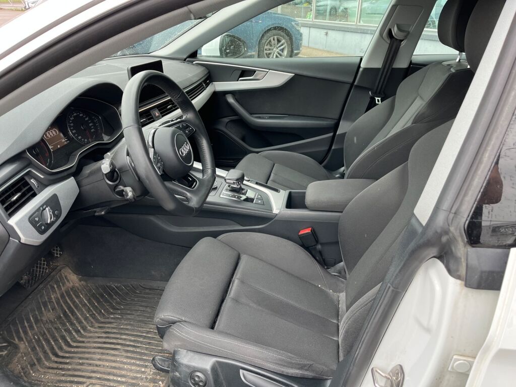 Audi A5 2018 Sportback Business Sport Comfort Edition 2,0 TFSI 140 kW S tronic MHEV / Suomiauto / Webasto / Vetokoukku / Tutkat / Navi /