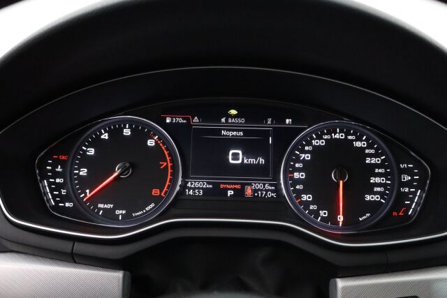 Audi A5 2018 Sportback Business Sport Comfort Edition 2,0 TFSI 140 kW S tronic MHEV / Suomiauto / Webasto / Vetokoukku / Tutkat / Navi /