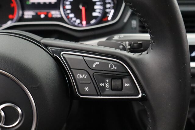 Audi A5 2018 Sportback Business Sport Comfort Edition 2,0 TFSI 140 kW S tronic MHEV / Suomiauto / Webasto / Vetokoukku / Tutkat / Navi /