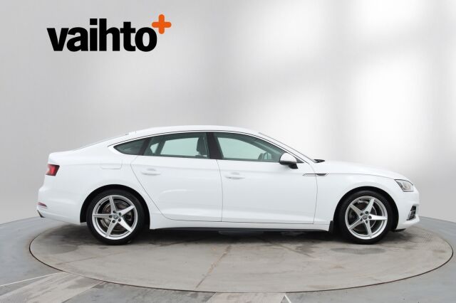 Audi A5 2018 Sportback Business Sport Comfort Edition 2,0 TFSI 140 kW S tronic MHEV / Suomiauto / Webasto / Vetokoukku / Tutkat / Navi /