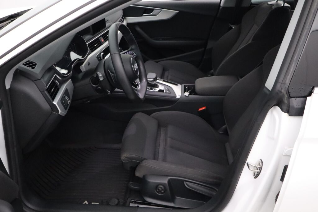 Audi A5 2018 Sportback Business Sport Comfort Edition 2,0 TFSI 140 kW S tronic MHEV / Suomiauto / Webasto / Vetokoukku / Tutkat / Navi /