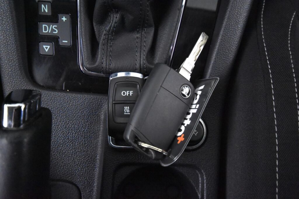 Skoda Octavia 2018 Combi 1,4 TSI Style DSG Autom. *Webasto, Adap.Vakionopeudensäädin, Peruutuskamera, Vetokoukku*
