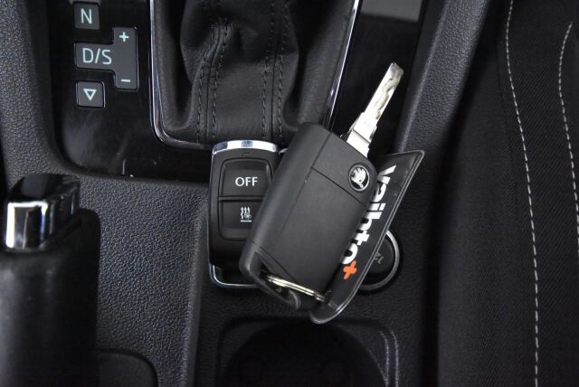 Skoda Octavia 2018 Combi 1,4 TSI Style DSG Autom. *Webasto, Adap.Vakionopeudensäädin, Peruutuskamera, Vetokoukku*