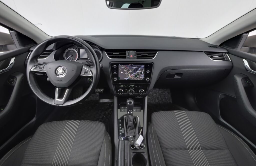 Skoda Octavia 2018 Combi 1,4 TSI Style DSG Autom. *Webasto, Adap.Vakionopeudensäädin, Peruutuskamera, Vetokoukku*