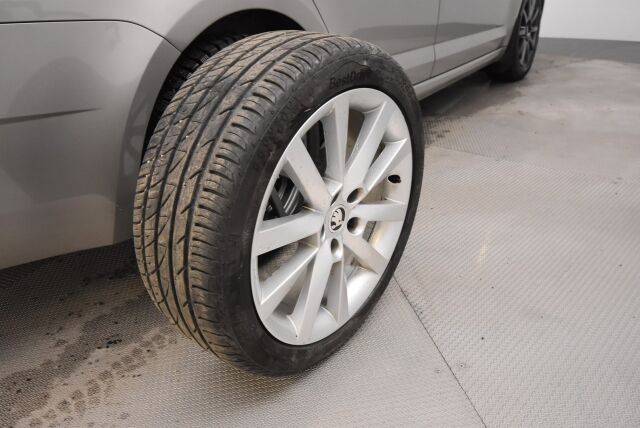 Skoda Octavia 2018 Combi 1,4 TSI Style DSG Autom. *Webasto, Adap.Vakionopeudensäädin, Peruutuskamera, Vetokoukku*