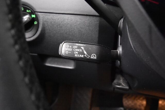 Skoda Octavia 2018 Combi 1,4 TSI Style DSG Autom. *Webasto, Adap.Vakionopeudensäädin, Peruutuskamera, Vetokoukku*