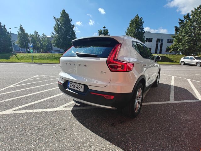 Volvo XC40 2018 D3 Business aut / Webasto / Led-ajovalot / Blis / Navigointi
