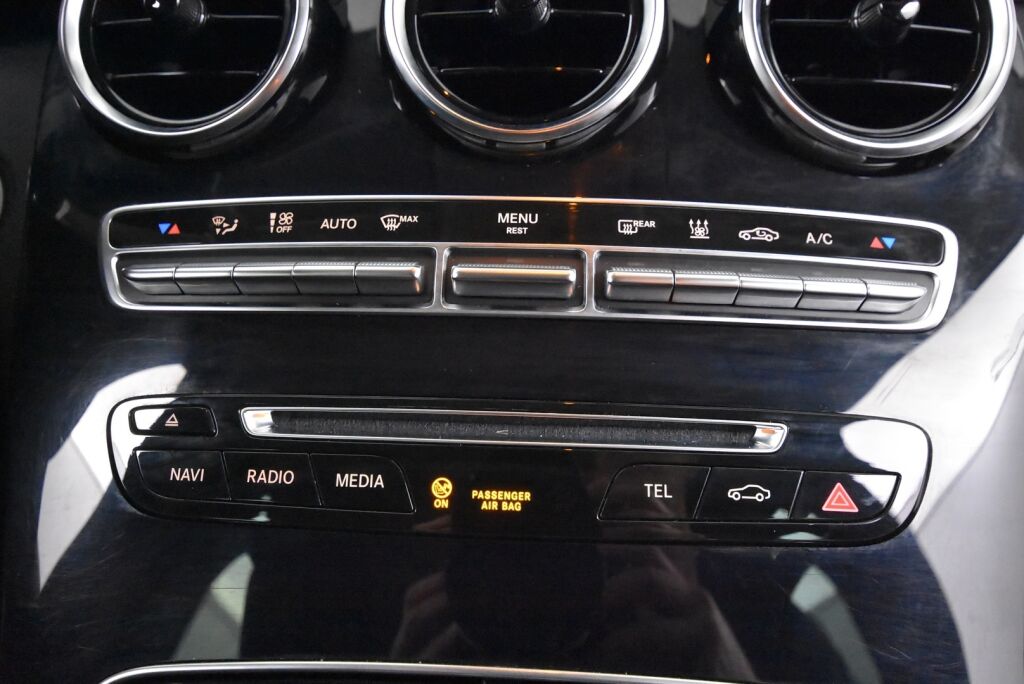 Mercedes-Benz GLC 2019 220 d 4Matic A Suomi Edition / Webasto / Led-ajovalot / Urheiluistuimet