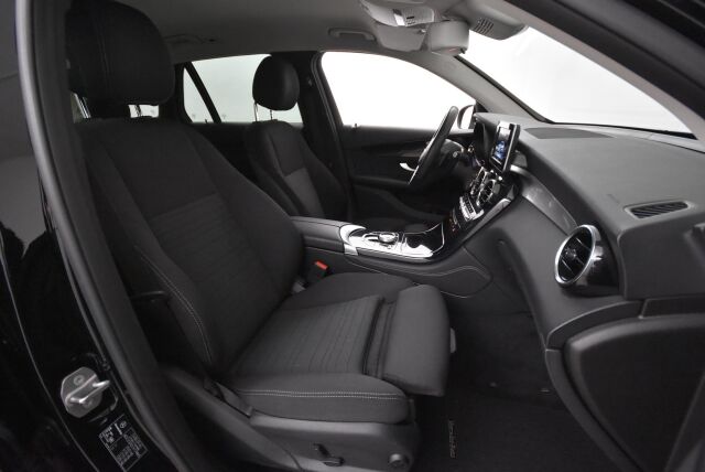 Mercedes-Benz GLC 2019 220 d 4Matic A Suomi Edition / Webasto / Led-ajovalot / Urheiluistuimet