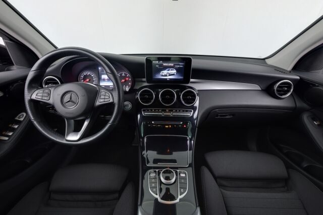 Mercedes-Benz GLC 2019 220 d 4Matic A Suomi Edition / Webasto / Led-ajovalot / Urheiluistuimet
