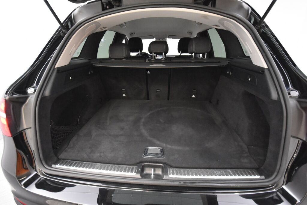 Mercedes-Benz GLC 2019 220 d 4Matic A Suomi Edition / Webasto / Led-ajovalot / Urheiluistuimet