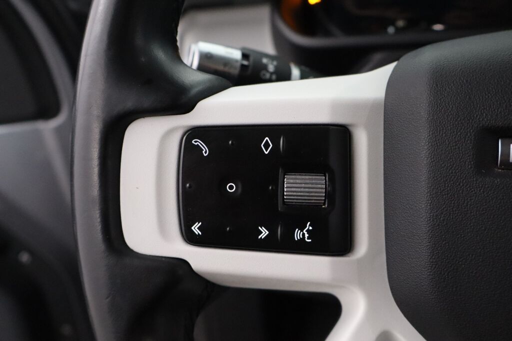 Land Rover Defender 2020 110 D240 S Launch Edition /Keyless/ Apple Car Play/ Webasto/ Koukku