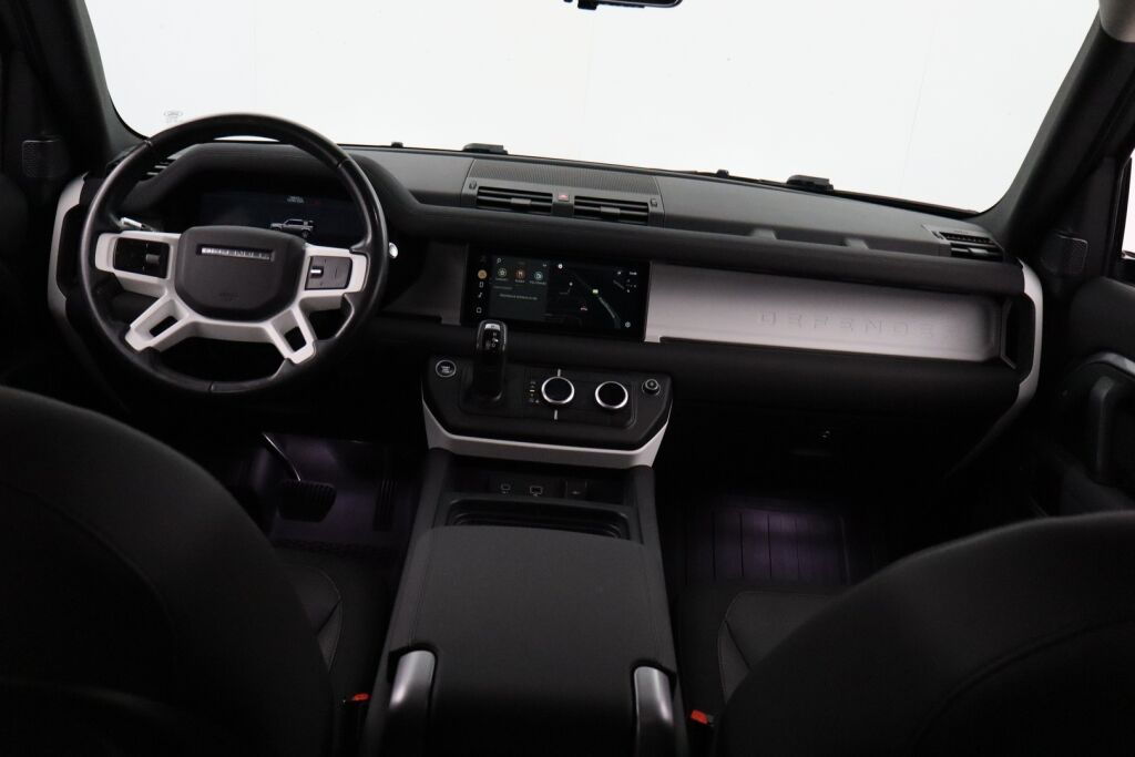Land Rover Defender 2020 110 D240 S Launch Edition /Keyless/ Apple Car Play/ Webasto/ Koukku