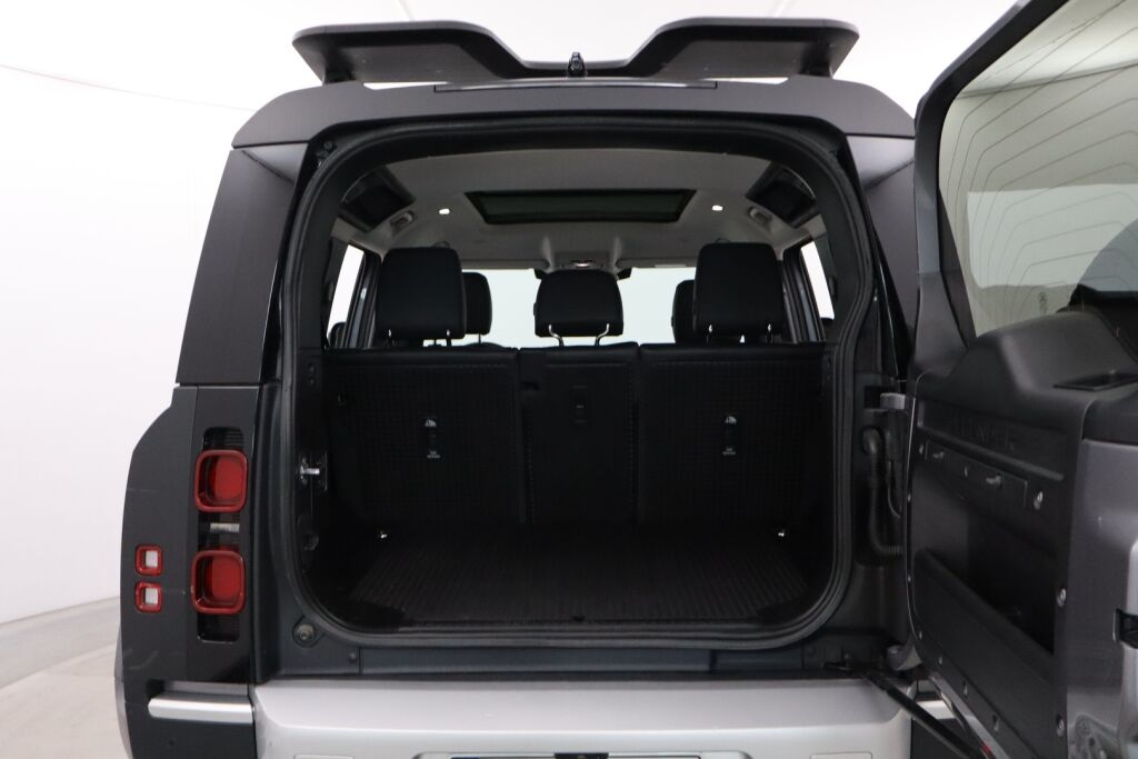 Land Rover Defender 2020 110 D240 S Launch Edition /Keyless/ Apple Car Play/ Webasto/ Koukku