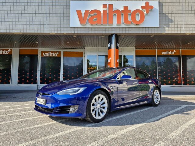 Tesla Model S 2020