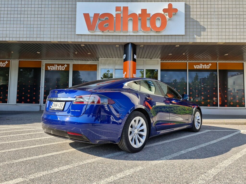 Tesla Model S 2020 Long Range AWD Raven / Suomi auto / 2x renkaat / Ilma-alusta / Panoraama / Autopilot 3 / Intel Atom / Premium audio