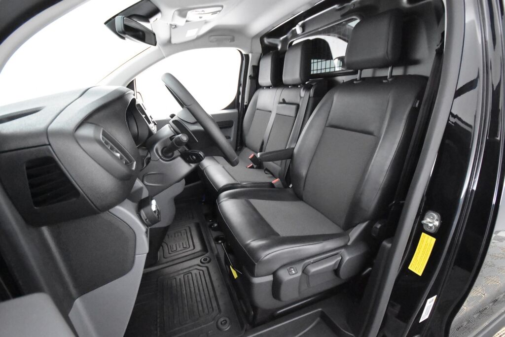 Toyota Proace 2020 L2 2,0 D 120 Automatic Edition / Suomiauto / ALV / Vakionopeudensäädin