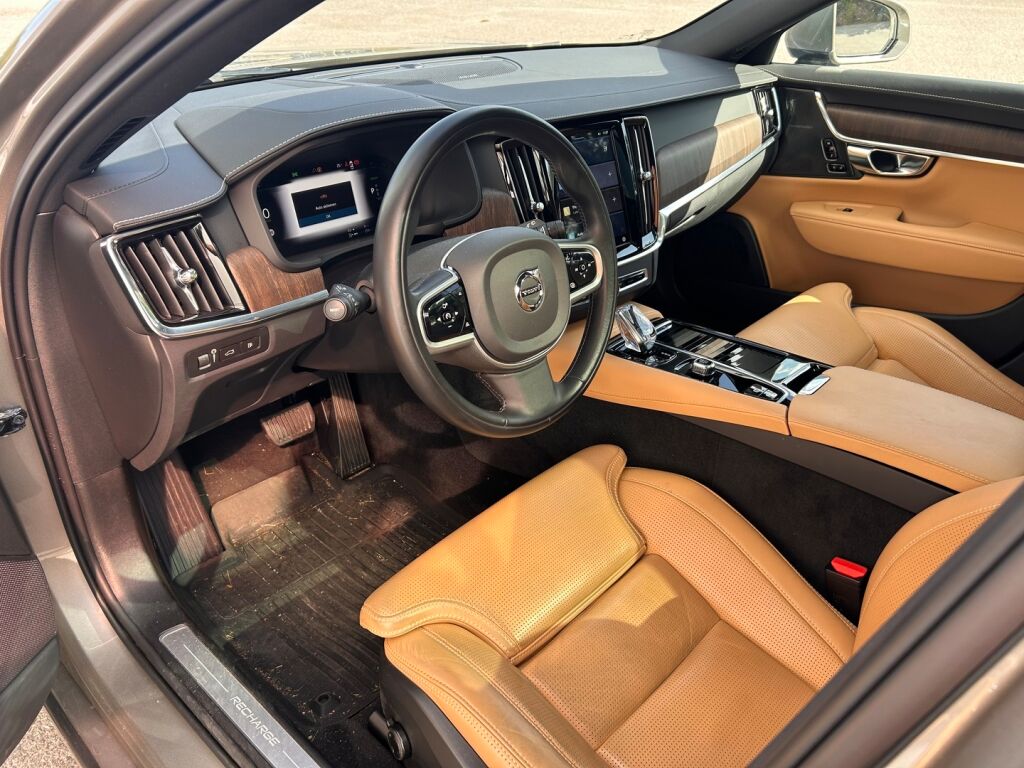 Volvo V90 2022 T6 AWD Long Range Inscription aut / 2-om. Suomiauto / Merkkihuollettu / Harman Kardon / Panorama / Muistipenkit / Vetokoukku