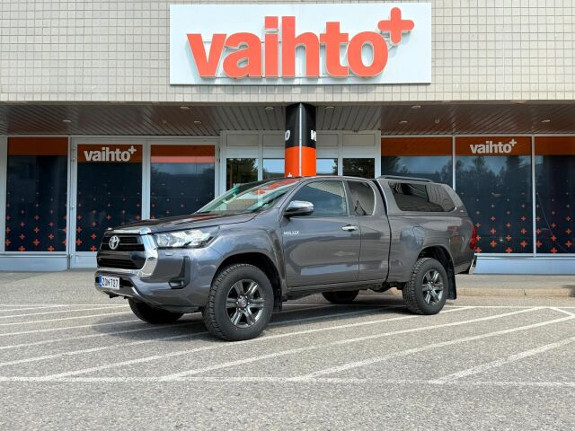 Toyota Hilux 2022 Extra Cab 4WD 2,4D Active / ALV-Vähennyskelpoinen / Vetokoukku / Vakkari / Merkkiliikkeen huoltokirja