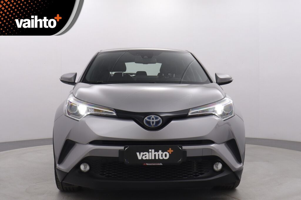 Toyota C-HR 2018 1,8 Hybrid Active / Kamera / Navi / Kessy / Kaistavahti / Vakkari