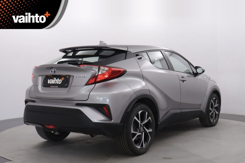 Toyota C-HR 2018 1,8 Hybrid Active / Kamera / Navi / Kessy / Kaistavahti / Vakkari