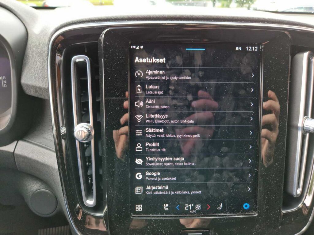 Volvo XC40 2023 Recharge Single Plus aut / Adapt. cruise / Apple Carplay / Muistipenkki / Kaistallapitoavustin