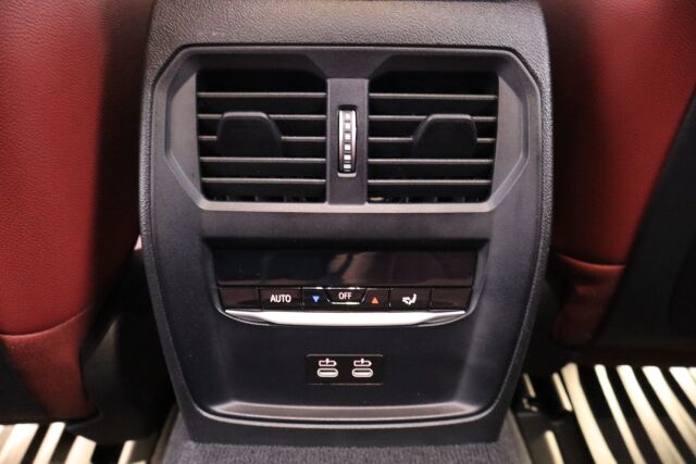 BMW I4 M50 2023 Charged Plus / Suomiauto / ACC / 360° / HUD / Laser / Koukku / Nahkaverhoilu