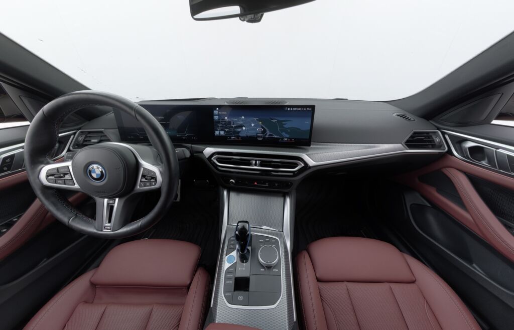 BMW I4 M50 2023 Charged Plus / Suomiauto / ACC / 360° / HUD / Laser / Koukku / Nahkaverhoilu