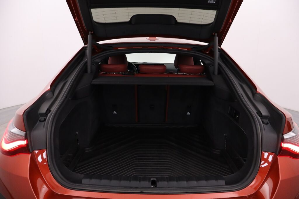 BMW I4 M50 2023 Charged Plus / Suomiauto / ACC / 360° / HUD / Laser / Koukku / Nahkaverhoilu
